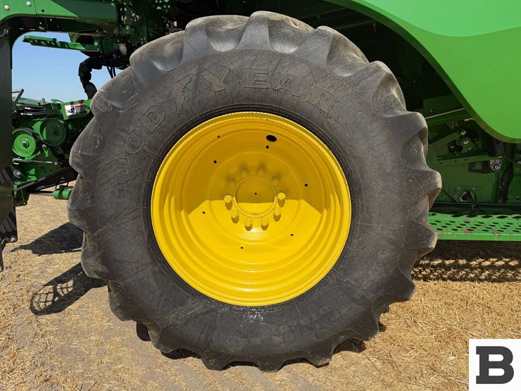 2014-john-deere-s660-image-17