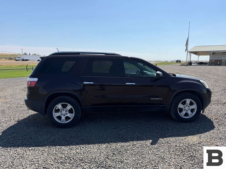 2008-gmc-acadia-image-6