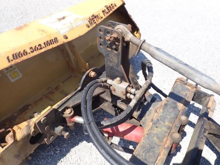 john-deere-3520-image-49