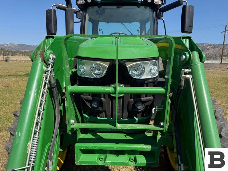 2016-john-deere-6155r-image-15