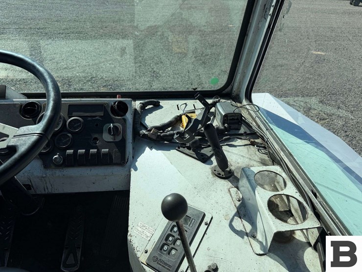 2012-capacity-tj5000-image-41