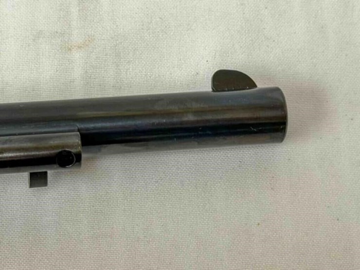 heritage-rough-rider-22/22mag-revolver-image-17