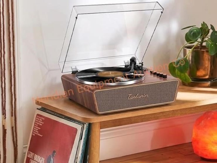 turntable-record-player-with-built-in-4-speakers-image-8