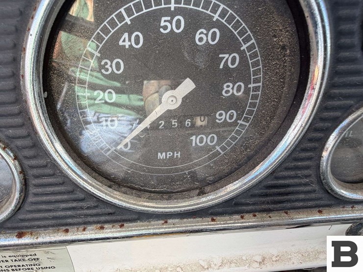 1976-ford-f750-image-35