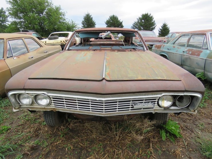 1966-chevrolet-impala-ss-2dr-ht-image-12