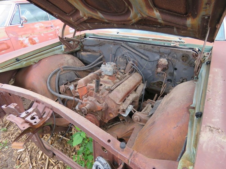 1966-chevrolet-impala-4dr-sedan-image-7