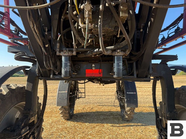 2018-case-ih-patriot-2250-image-24