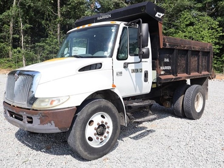 2005-international-durastar-4300-image-1