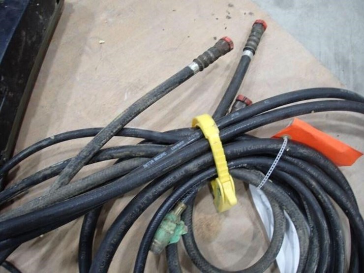 john-deere-120-image-13