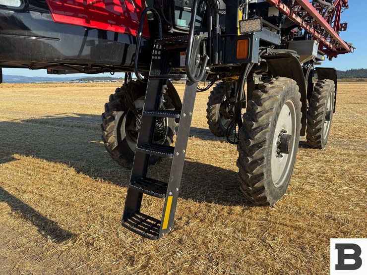 2018-case-ih-patriot-2250-image-12