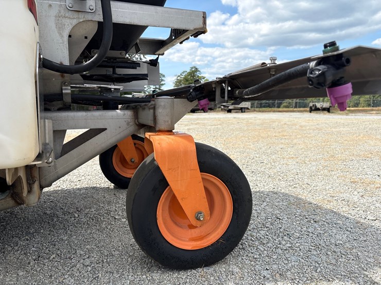 #1091-•-scag-turf-storm-sprayer/spreader-image-9