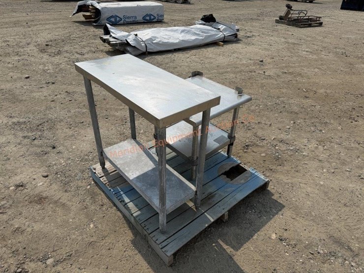 2--stainless-steel-tables-image-4