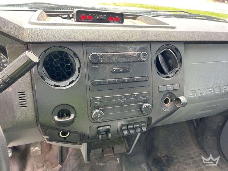 2016-ford-f550-image-21