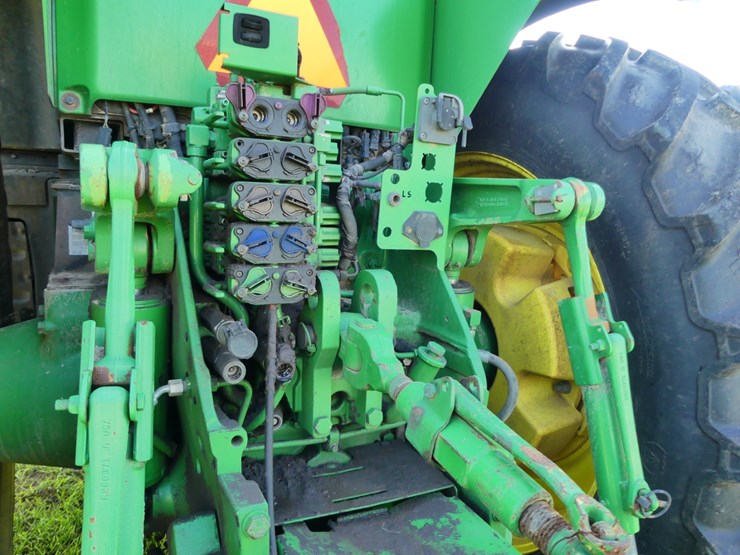 2014-john-deere-8370r-image-6