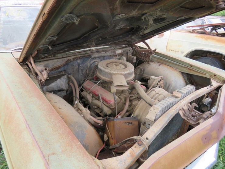 1965-chevrolet-impala-4dr-sedan-image-11
