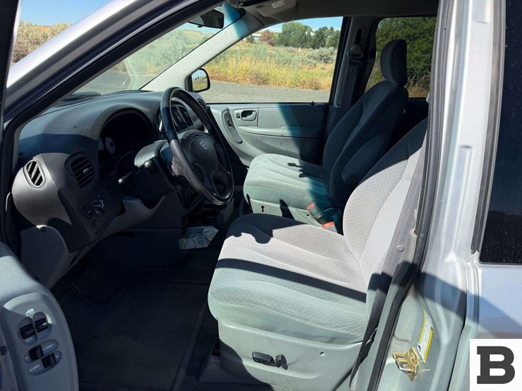 2005-dodge-grand-caravan-image-20