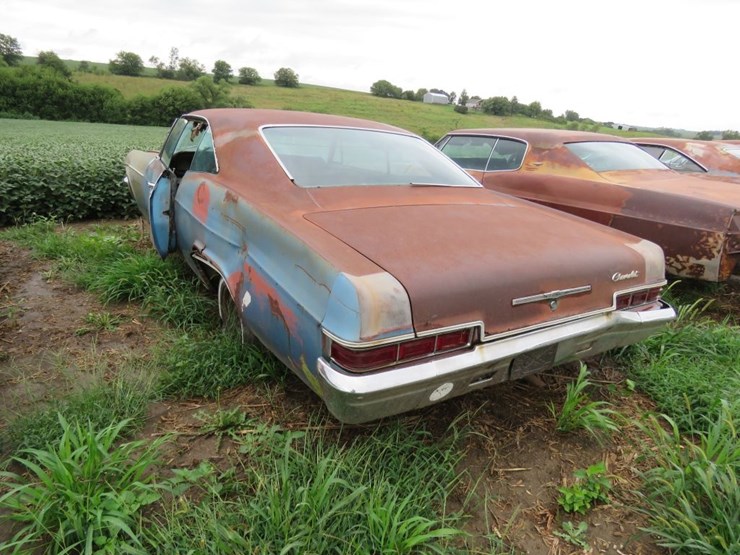 1966-chevrolet-impala-2dr-ht-image-4