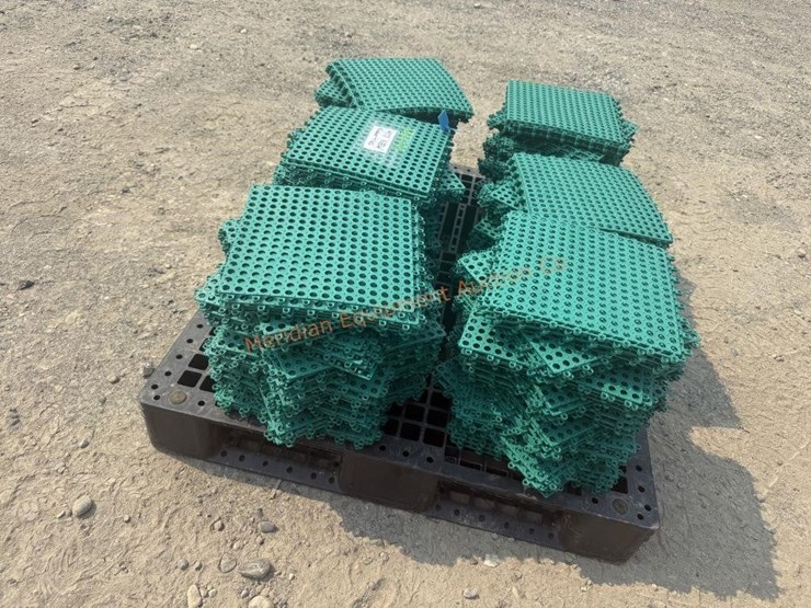 ~477--interlocking-rubber-floor-tiles-image-3