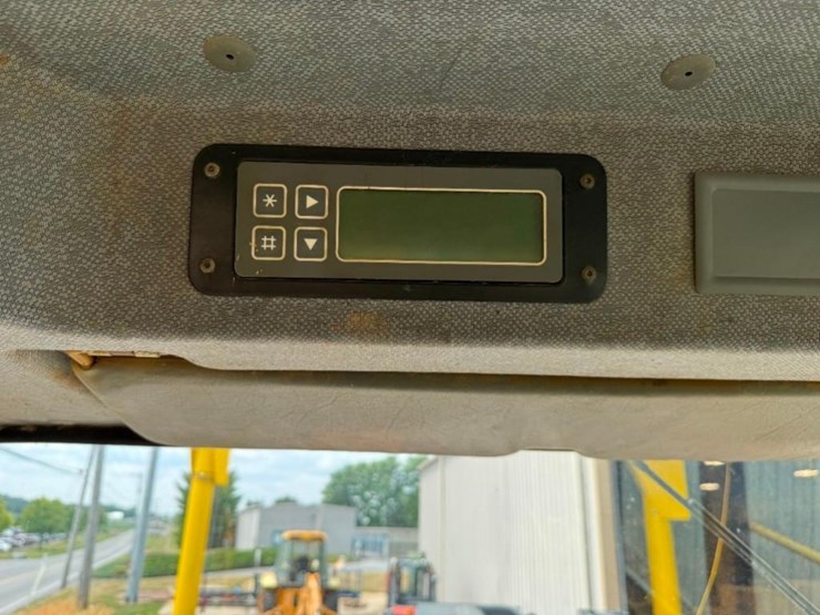 volvo-a25c-image-12