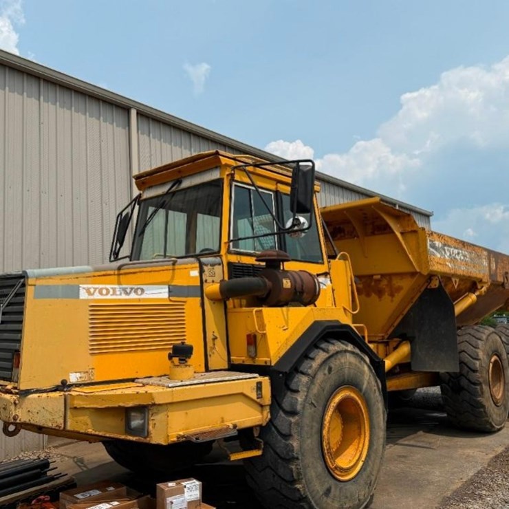 VOLVO A25C