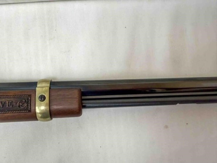 henry-golden-boy-law-enforcement-edition-22lr-rifl-image-8