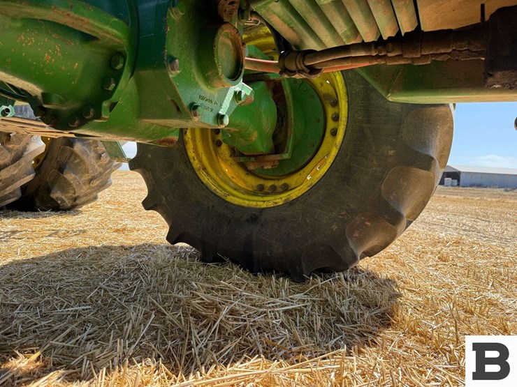 2001-john-deere-8110-image-49