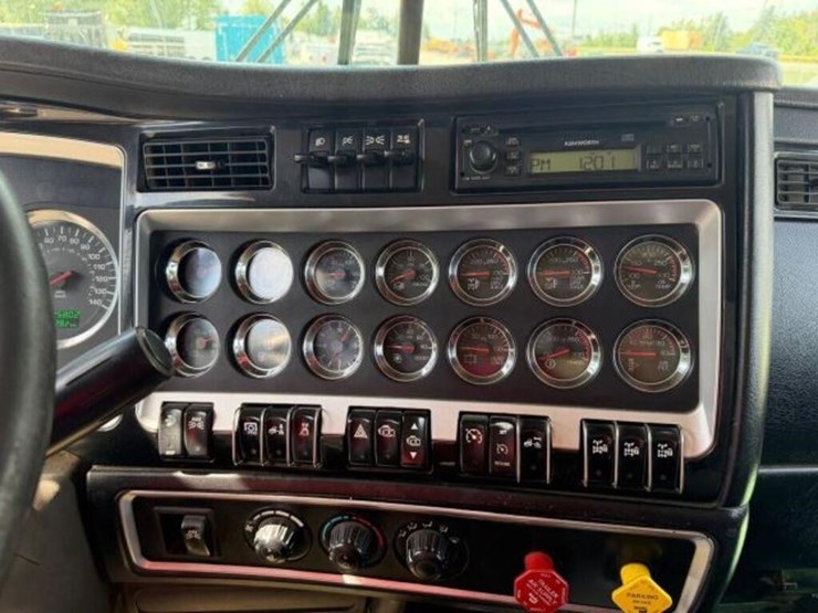 2009-kenworth-t800-image-17