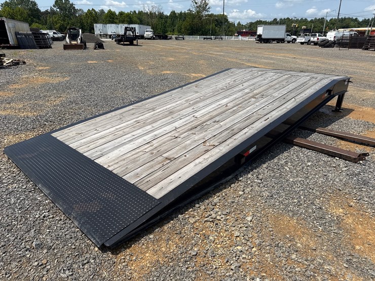 #1008-•-30,000lbs-loading-dock-image-4