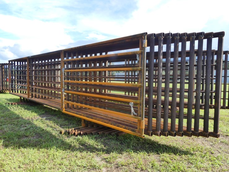 (10)-24'-free-standing-panels-image-3