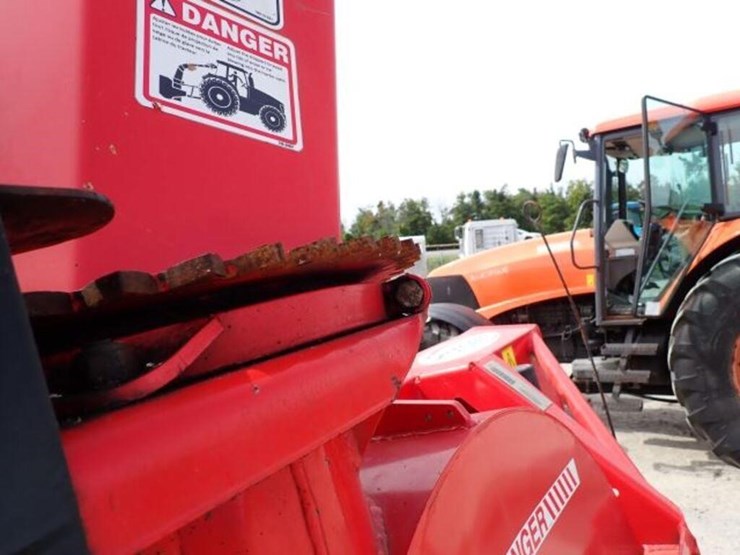 2021-kubota-m4-071-image-74