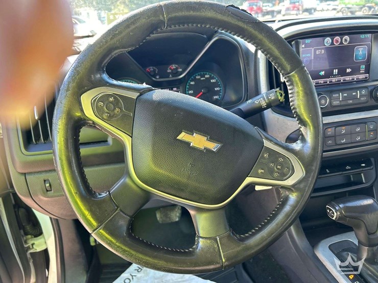 2015-chevrolet-colorado-image-10