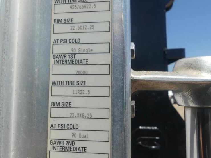 2009-kenworth-t800-image-23