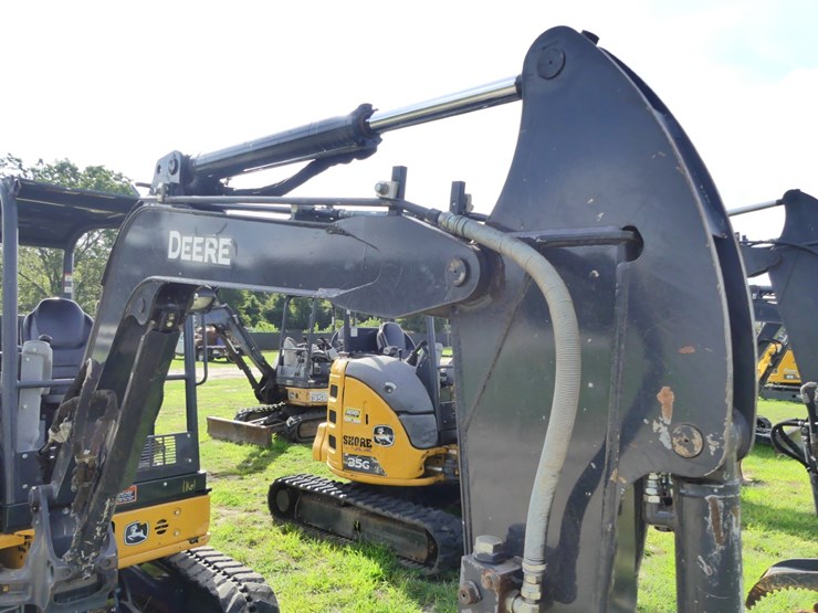2022-deere-35g-image-9