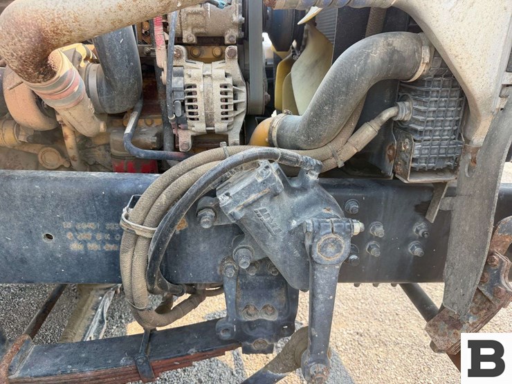 2007-sterling-l8500-image-54
