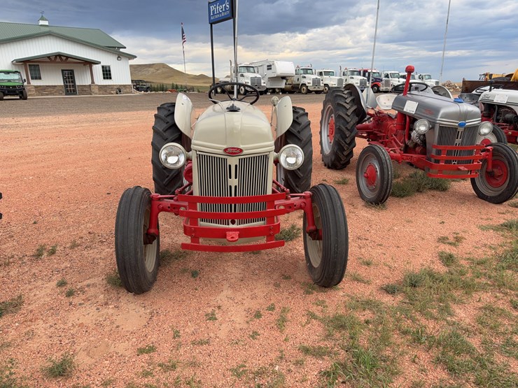 ford-8n-image-4
