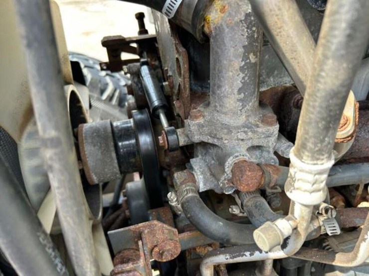 2018-kubota-m6-141-image-32