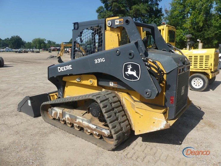 2024-deere-331g-image-3