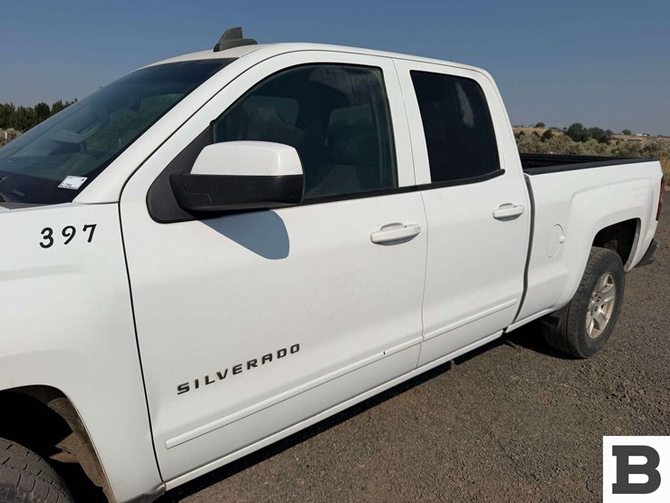 2015-chevrolet-silverado-1500-image-13