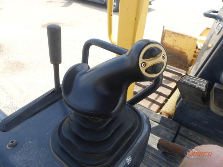 2007-komatsu-d39px-21-image-13
