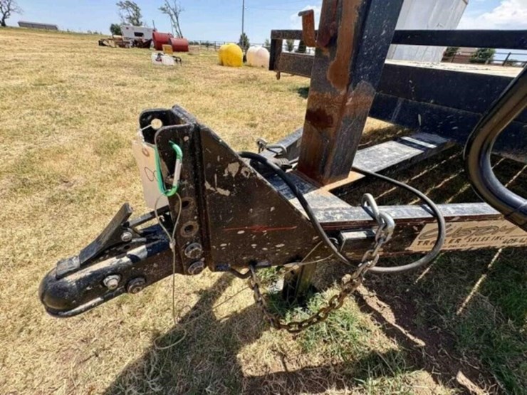 2020---var-20'-flatbed-trailer-image-12