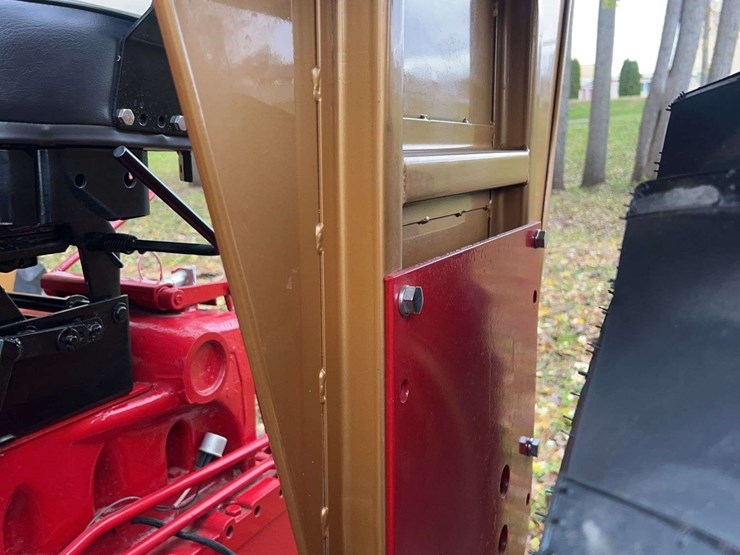 1970-farmall-544-hydro-gas-row-crop-golden-demonstrator-image-56