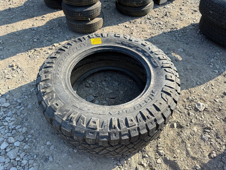 #34924-•-12.50/r20-tire-inv#-34924-image-4