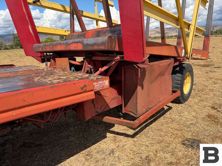 new-holland-1075-image-16