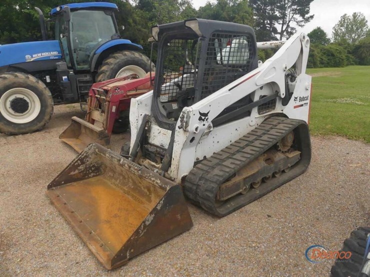 2018-bobcat-t740-image-14