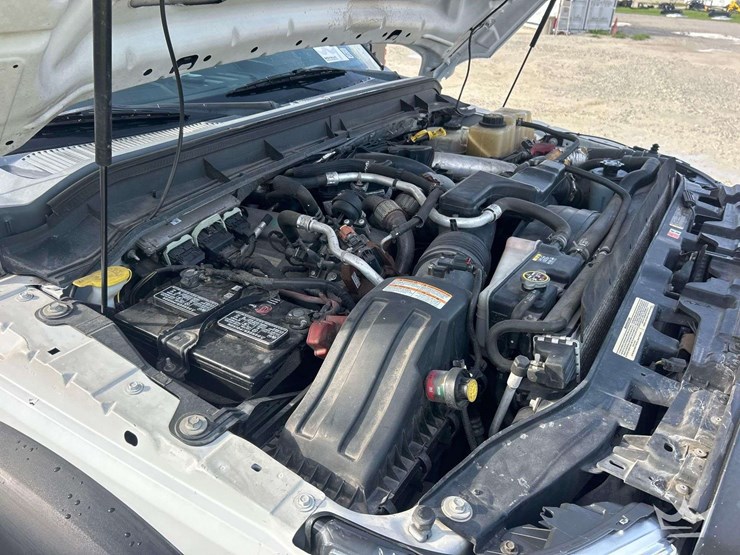 2012-ford-f550-image-9