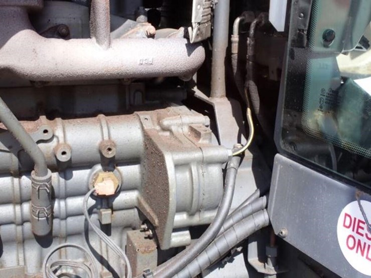 2009-kubota-m135x-image-61