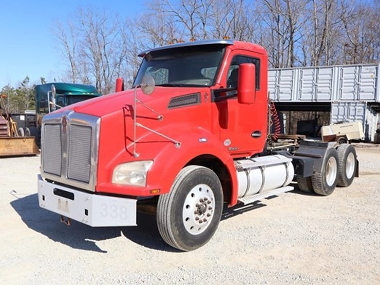 2015-kenworth-t880-image-8