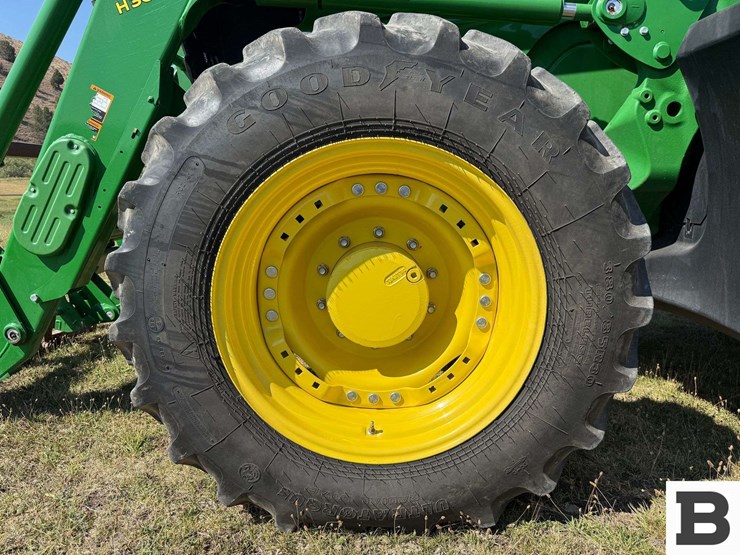 2016-john-deere-6155r-image-33