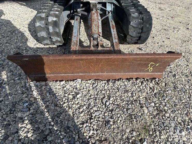 2018-takeuchi-tb230-image-18