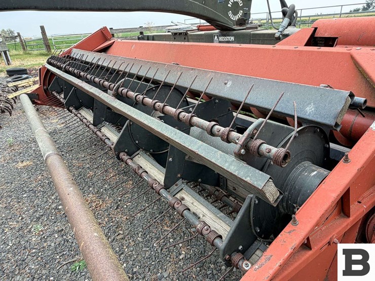 hesston-1160-image-13
